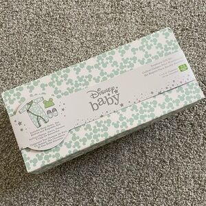 Disney baby newborn gift set